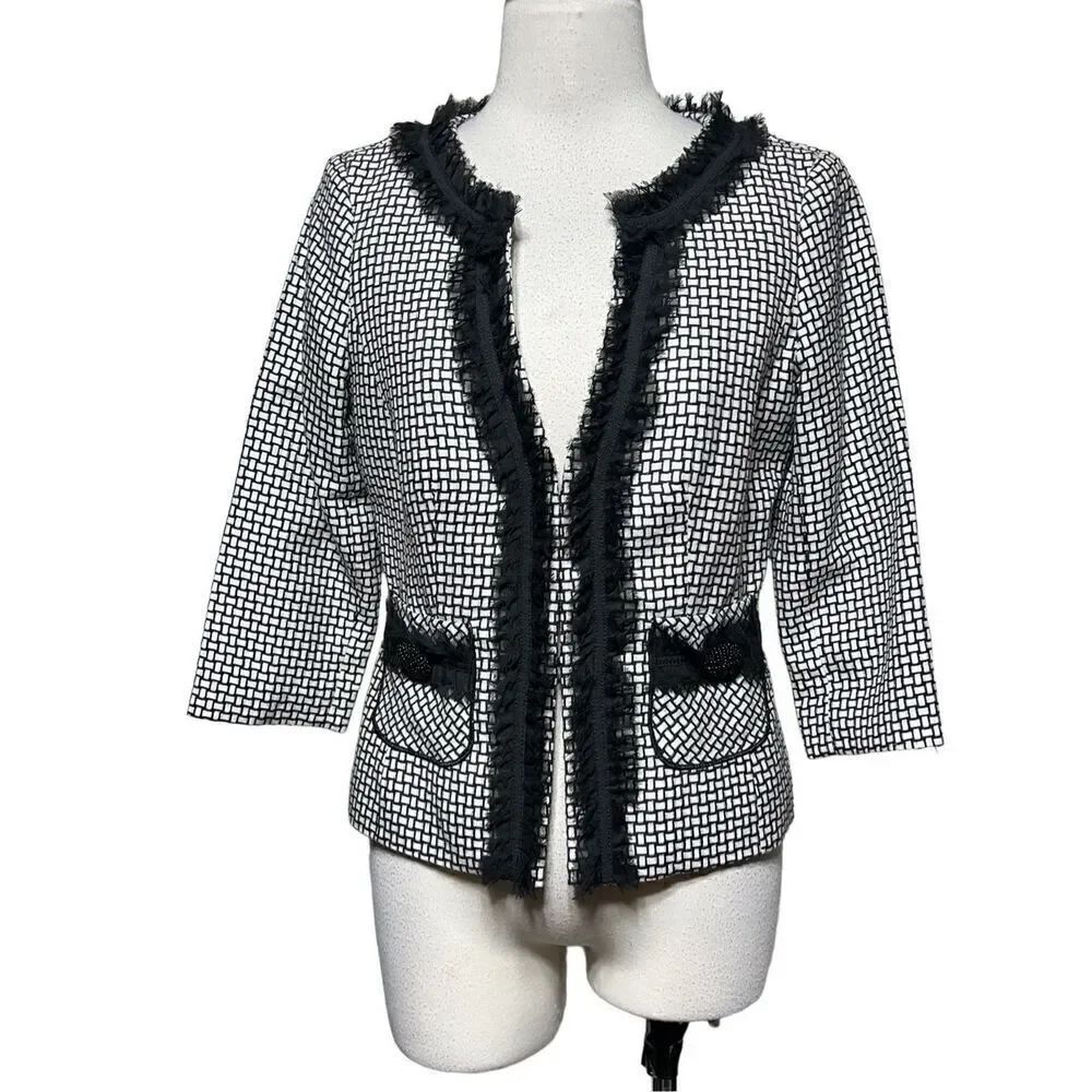 White House Black Market .3/4 Sleeve Tulle Embellished Jacket Size 4